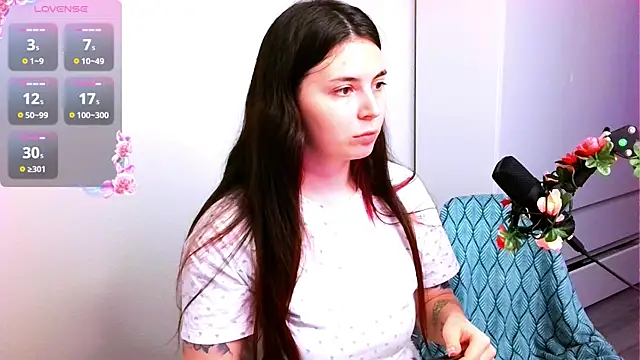 peaachybabe   online show from 11/21/25, 05:00