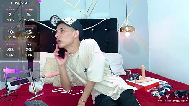 Oliver king sex online show from 01/11/25, 03:42