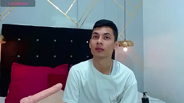 Oliver king sex online show from 01/25/25, 03:09