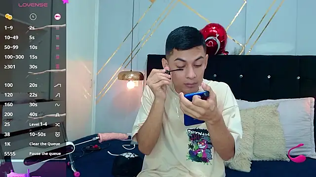 Oliver king sex online show from 03/17/25, 05:38