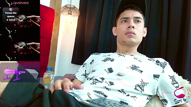 Oliver king sex online show from 11/08/25, 04:18