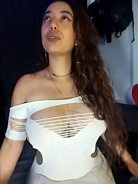 Snapshot of liannalee_ chatting on 09/16/25, 08:43 liannalee online show from 09/16/25, 08:43