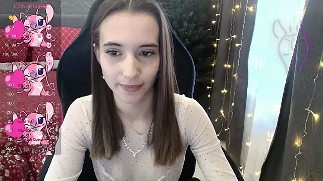 Snapshot of Alice_Weiss chatting on 11/20/25, 08:25 Alice Weiss online show from 11/20/25, 08:25