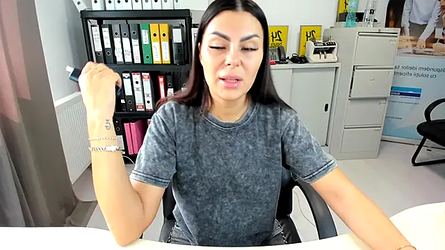 kilenyapatrice online show from 09/13/25, 10:15