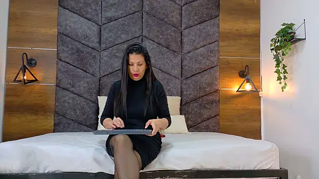 JaylaScott   online show from 11/01/25, 11:51