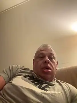 JakubW79 online show from 01/11/25, 01:37