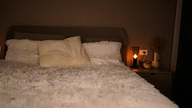 Snapshot of FrancescaNappi chatting on 01/19/25, 05:28 FrancescaNappi online show from 01/19/25, 05:28