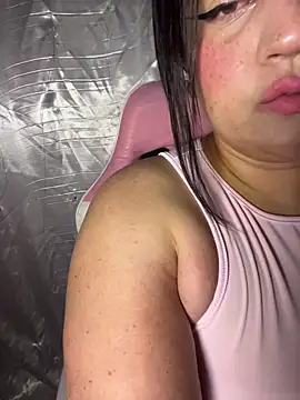 alexxaa96 online show from 11/21/25, 03:49