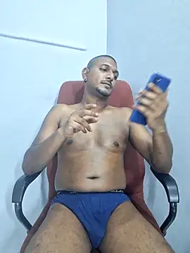 dmancams1874 online show from 10/25/25, 09:39