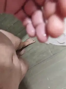 Snapshot of Macanxxx chatting on 09/27/25, 03:06 Macanxxx online show from 09/27/25, 03:06