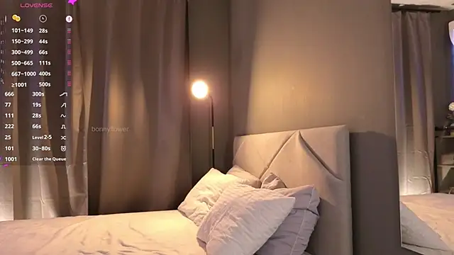 Snapshot of bonnyfloweer chatting on 02/02/25, 06:53 bonnyfloweer online show from 02/02/25, 06:53