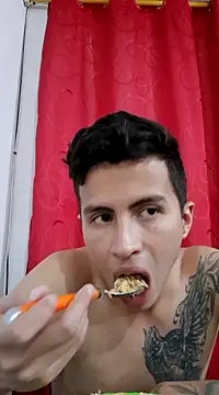 Snapshot of Velk_hot chatting on 12/02/24, 01:36 Velk hot online show from 12/02/24, 01:36