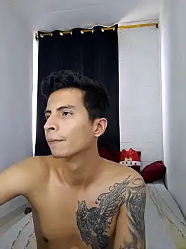 Snapshot of Velk_hot chatting on 12/13/24, 07:10 Velk hot online show from 12/13/24, 07:10