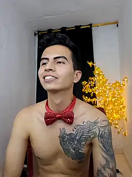 Snapshot of Velk_hot chatting on 03/15/25, 04:02 Velk hot online show from 03/15/25, 04:02