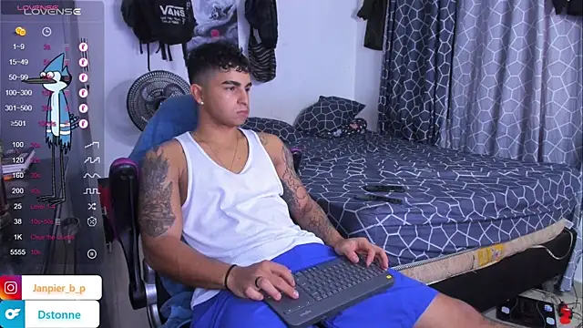 cJuan111 online show from 09/19/25, 04:18