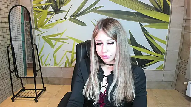 mila camilla online show from 09/25/25, 01:53