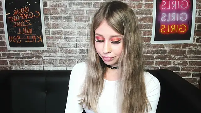 mila camilla online show from 09/27/25, 01:54