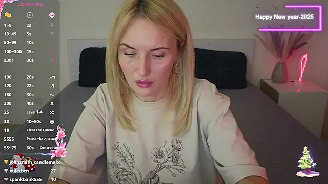 Snapshot of AlisssaRose chatting on 01/03/25, 10:08 AlisssaRose online show from 01/03/25, 10:08