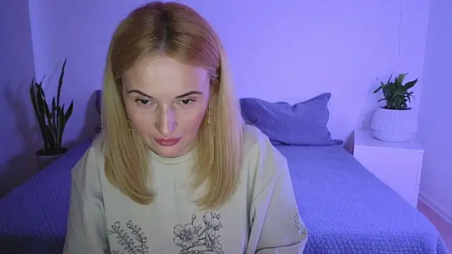 Snapshot of AlisssaRose chatting on 03/21/25, 06:51 AlisssaRose online show from 03/21/25, 06:51