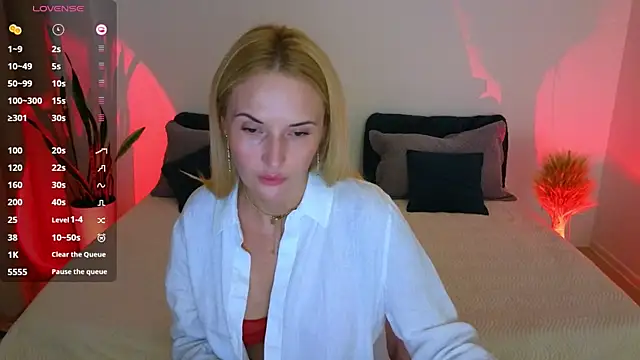 Snapshot of AlisssaRose chatting on 09/16/25, 09:27 AlisssaRose online show from 09/16/25, 09:27