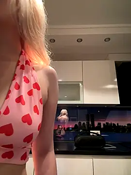 XMelissaX online show from 10/22/25, 07:35