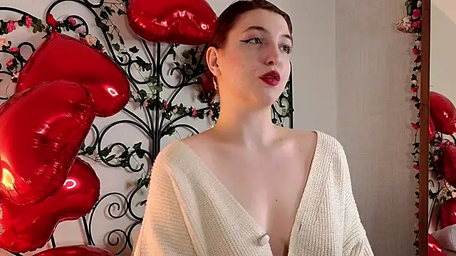 Snapshot of LisaVamp chatting on 02/15/25, 05:51 LisaVamp online show from 02/15/25, 05:51