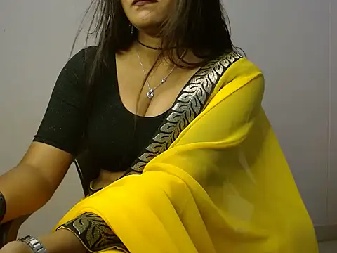 Snapshot of miss_sona27 chatting on 11/02/25, 07:00 miss sona27 online show from 11/02/25, 07:00