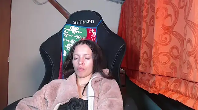 sweetdam12 online show from 12/28/24, 11:26