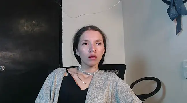 sweetdam12 online show from 01/03/25, 09:15