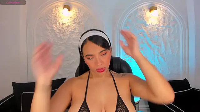 CarlaSmithX online show from 10/28/25, 12:19