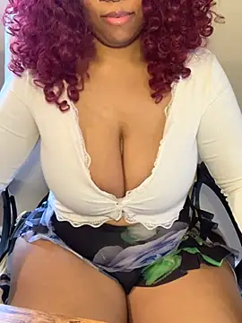 Amber xo online show from 12/13/24, 06:16