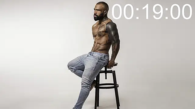 Snapshot of Brock_hurn1 chatting on 03/19/25, 03:41 Brock hurn1 online show from 03/19/25, 03:41