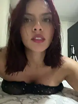Snapshot of SabrinaVega chatting on 01/05/25, 09:25 SabrinaVega online show from 01/05/25, 09:25