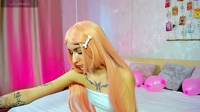 Doris Scott online show from 02/14/25, 08:21