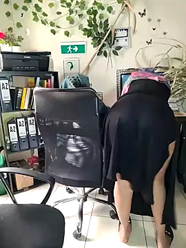 NAJWA-ARAB online show from 02/11/25, 02:13