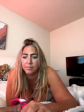 sunshinekisses online show from 11/06/25, 07:37