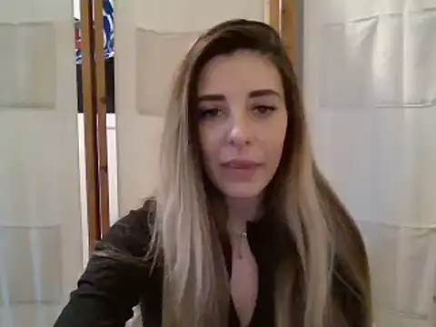 MissBella131 online show from 01/09/25, 02:07