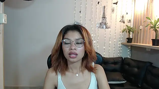 Snapshot of Perla_prg chatting on 12/27/24, 12:18 Perla prg online show from 12/27/24, 12:18