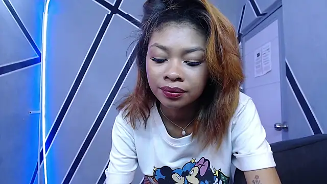 Snapshot of Perla_prg chatting on 01/09/25, 07:50 Perla prg online show from 01/09/25, 07:50