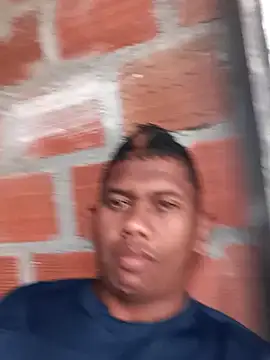 Snapshot of bigghetto1 chatting on 02/28/25, 08:39 bigghetto1 online show from 02/28/25, 08:39