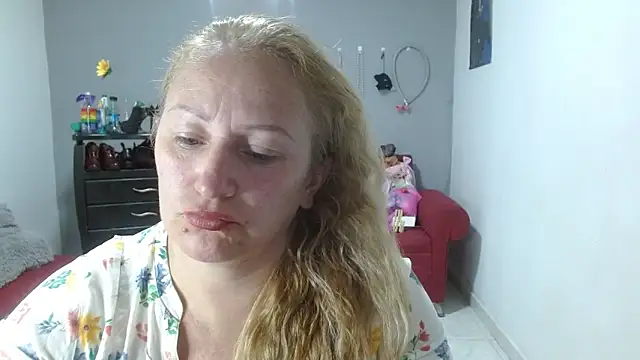 Snapshot of emperabigbootybigass chatting on 01/30/25, 06:21 emperabigbootybigass online show from 01/30/25, 06:21