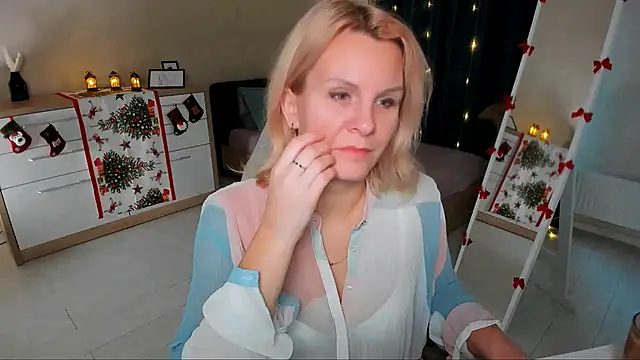 Louisa Bay online show from 12/21/24, 07:45