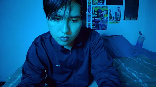 Snapshot of shinji-18 chatting on 03/14/25, 12:32 shinji-18 online show from 03/14/25, 12:32