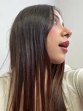 Emily Clark1 online show from 09/18/25, 05:20