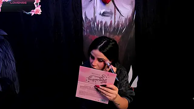 Kylie-fox online show from 10/08/25, 11:57