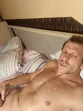 DonCristian online show from 10/26/25, 10:47