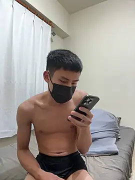 Snapshot of Benson18y chatting on 01/06/25, 04:55 Benson18y online show from 01/06/25, 04:55