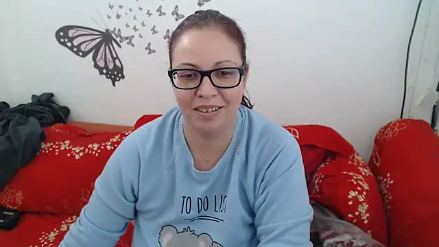 LadyHellene online show from 01/12/25, 10:23