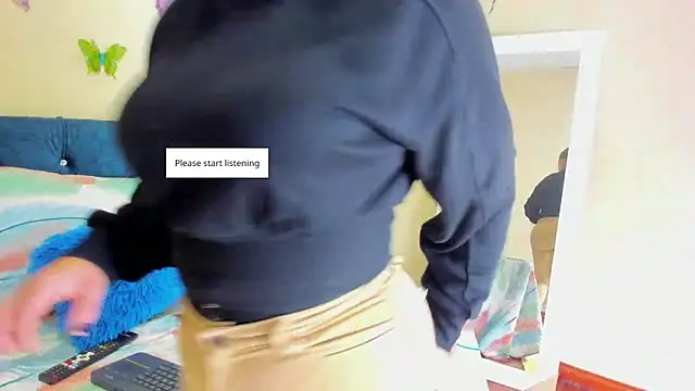 cristalwalker   online show from 10/20/25, 11:43