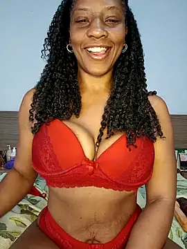 Luhma hot online show from 10/06/25, 05:21